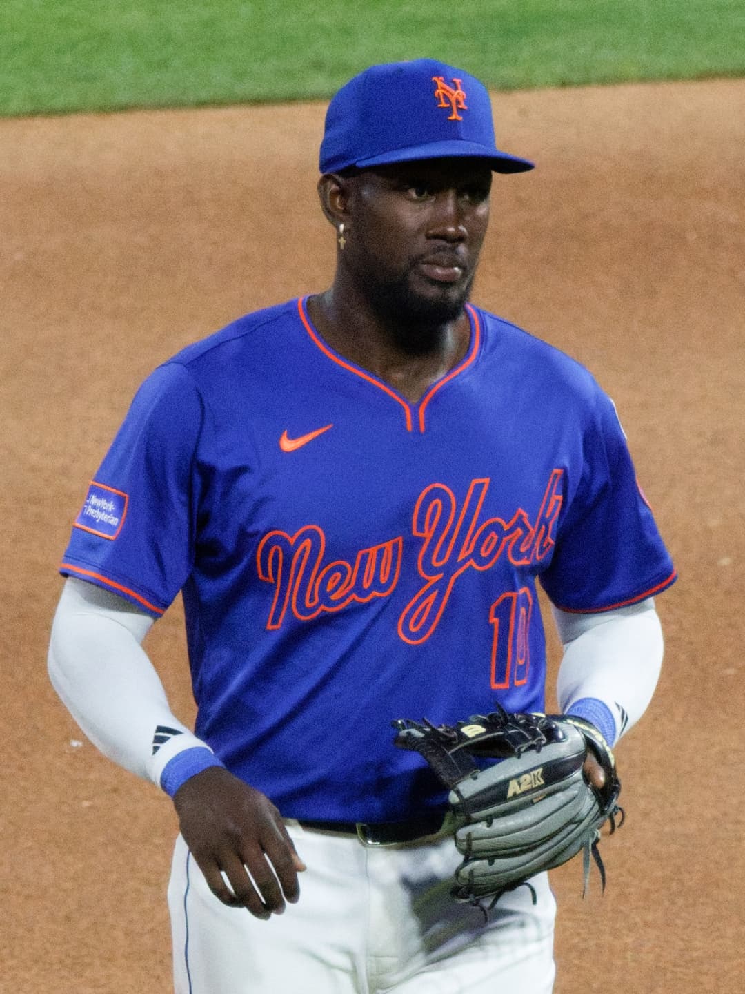 Ronny Mauricio portrait